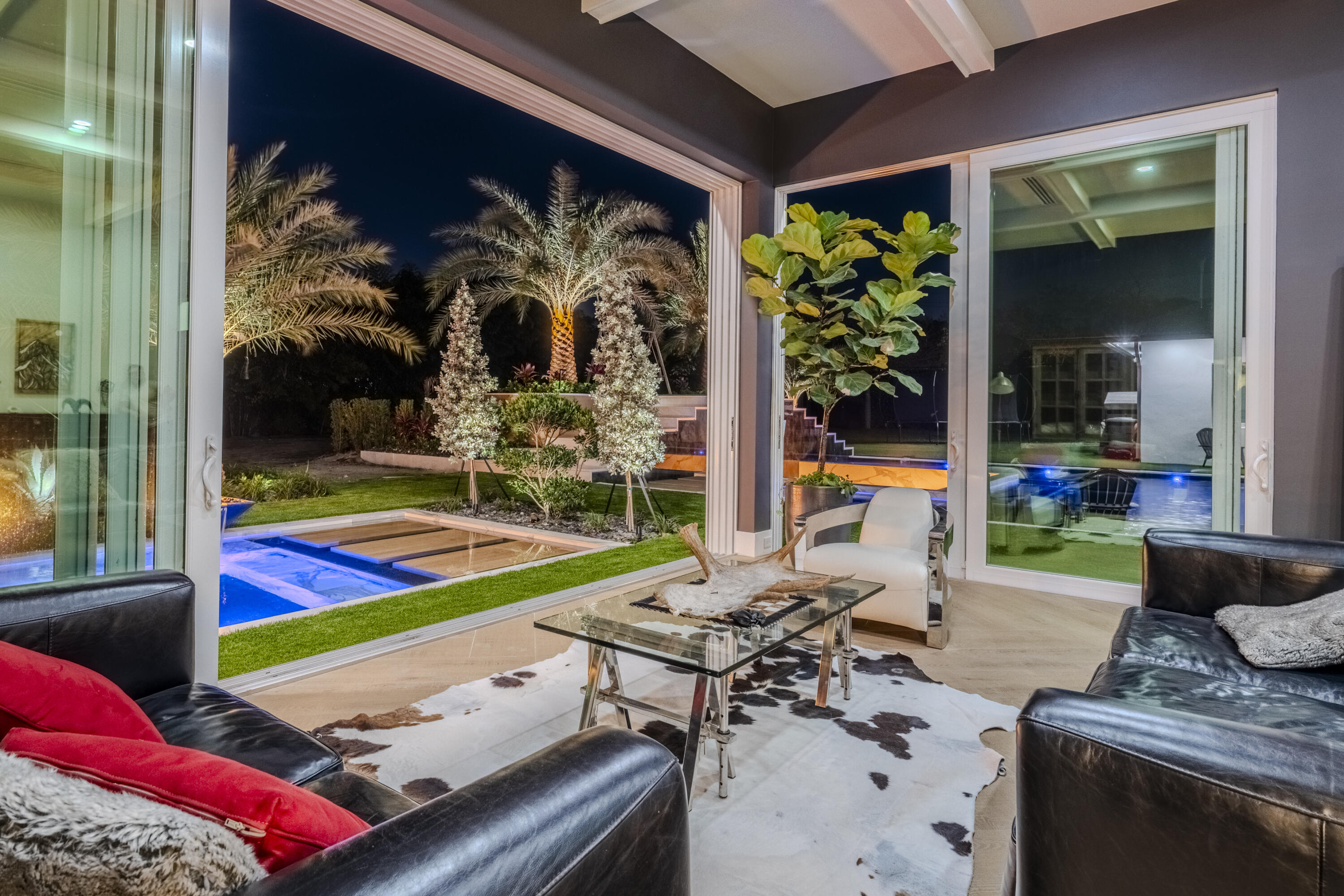 PINETREE - Residential