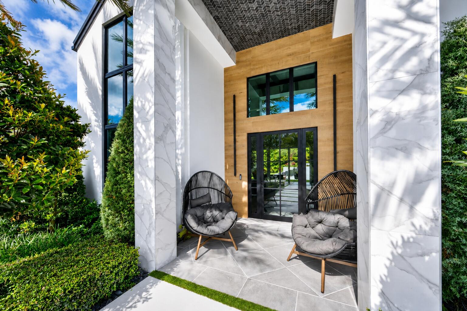 PINETREE - Residential