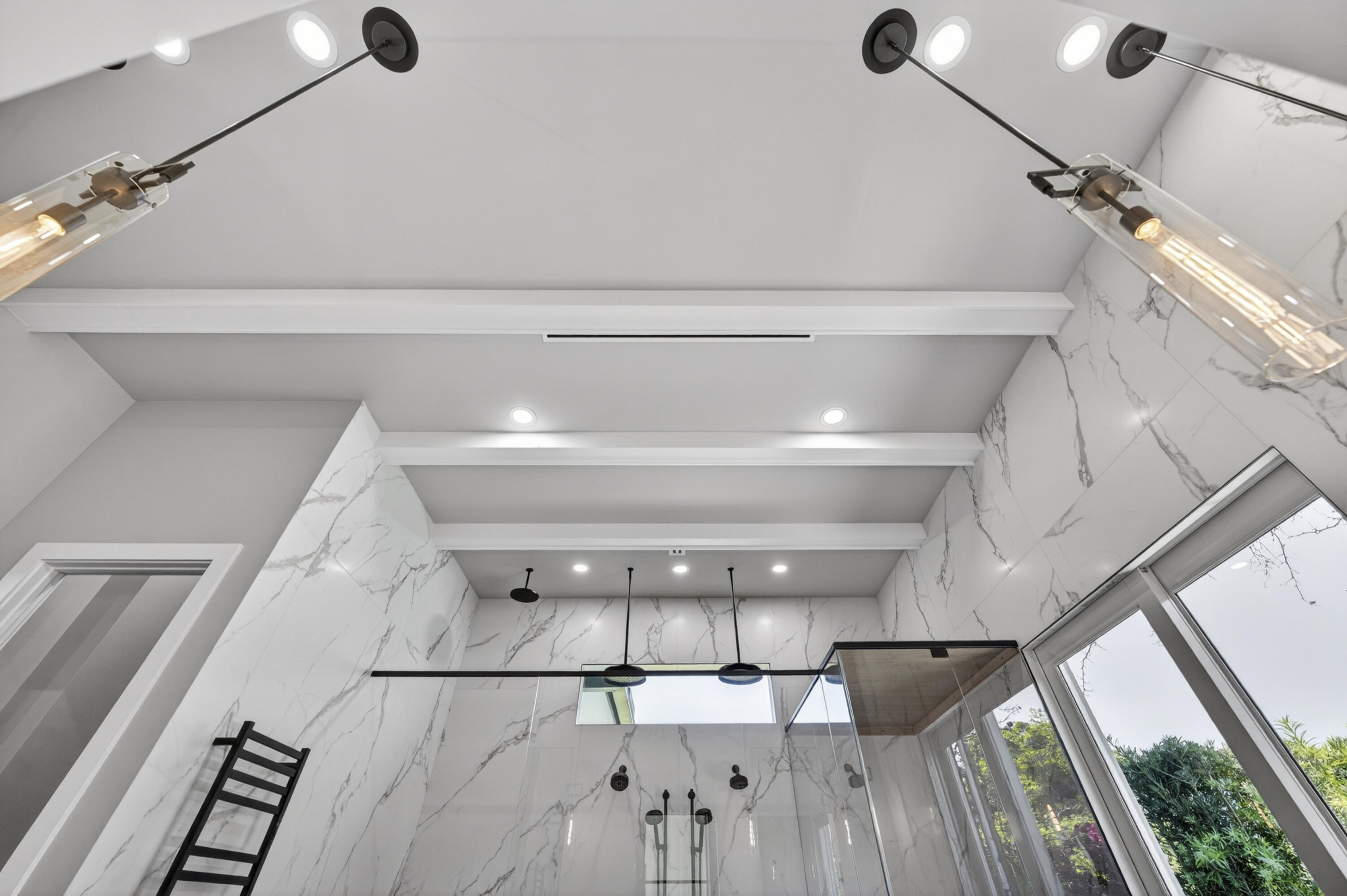 PINETREE - Residential