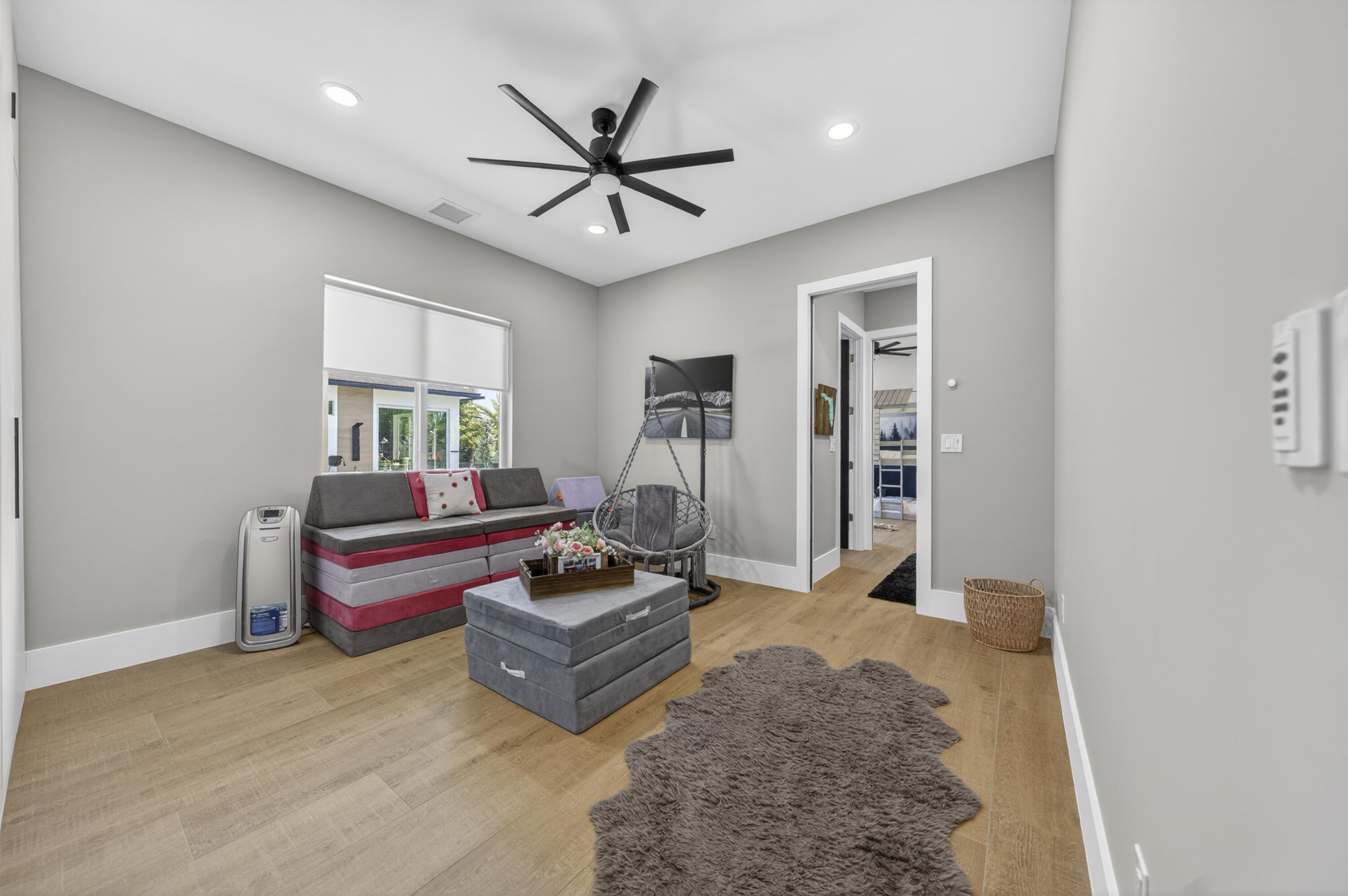 PINETREE - Residential