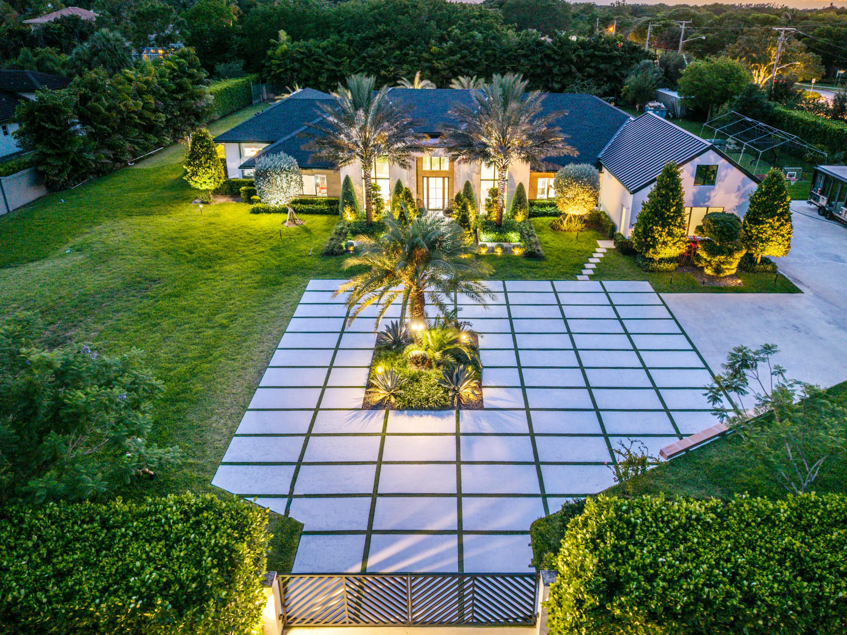PINETREE - Residential