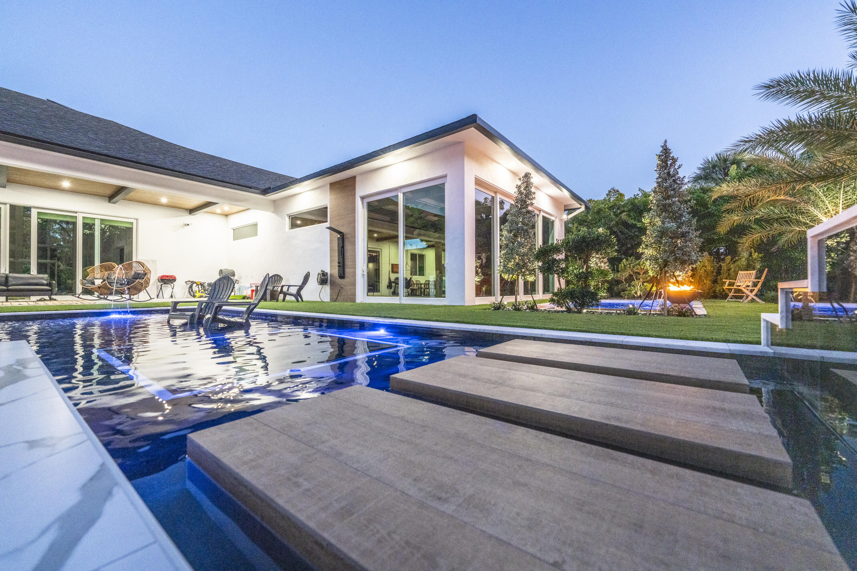 PINETREE - Residential