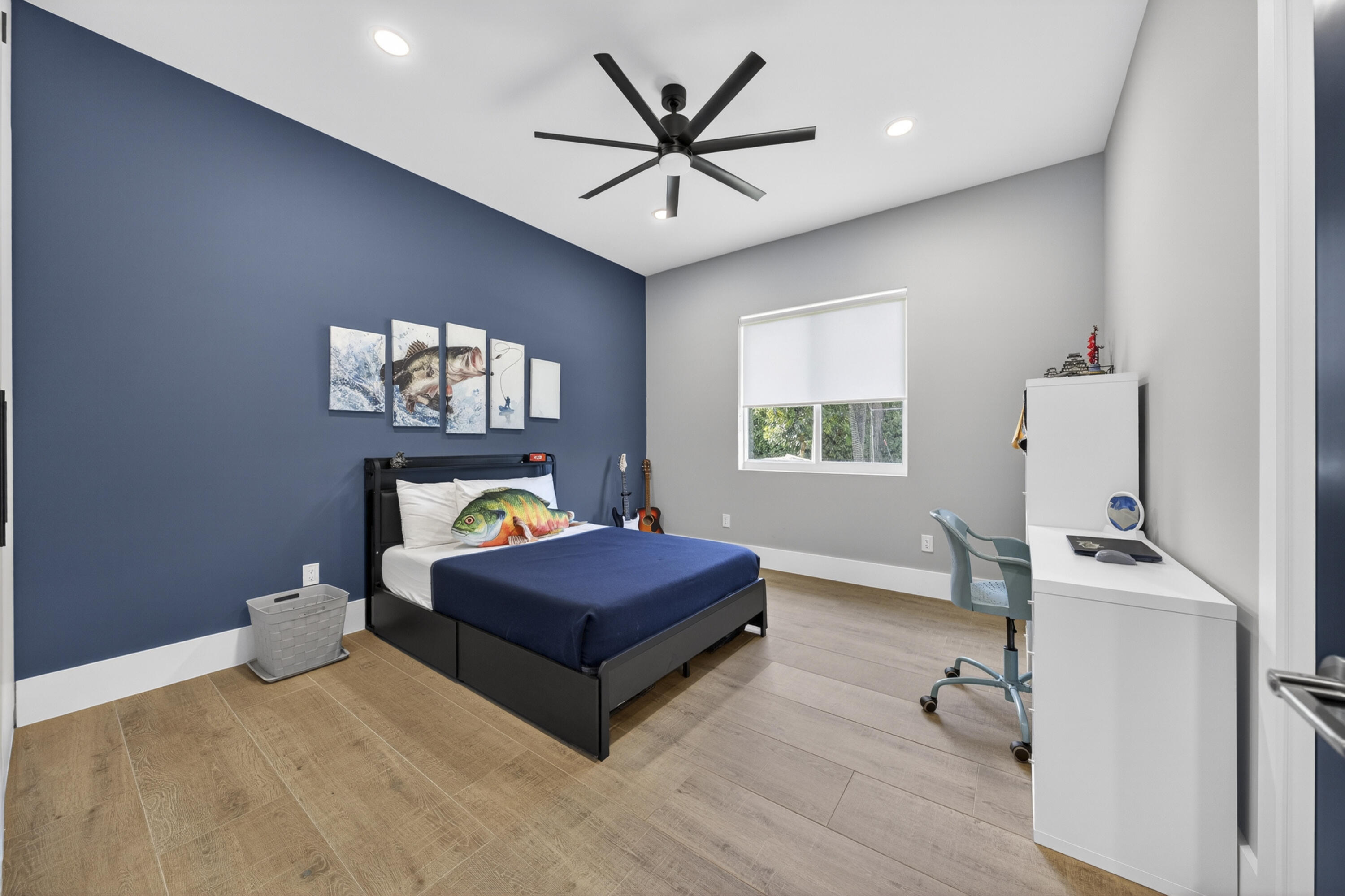 PINETREE - Residential