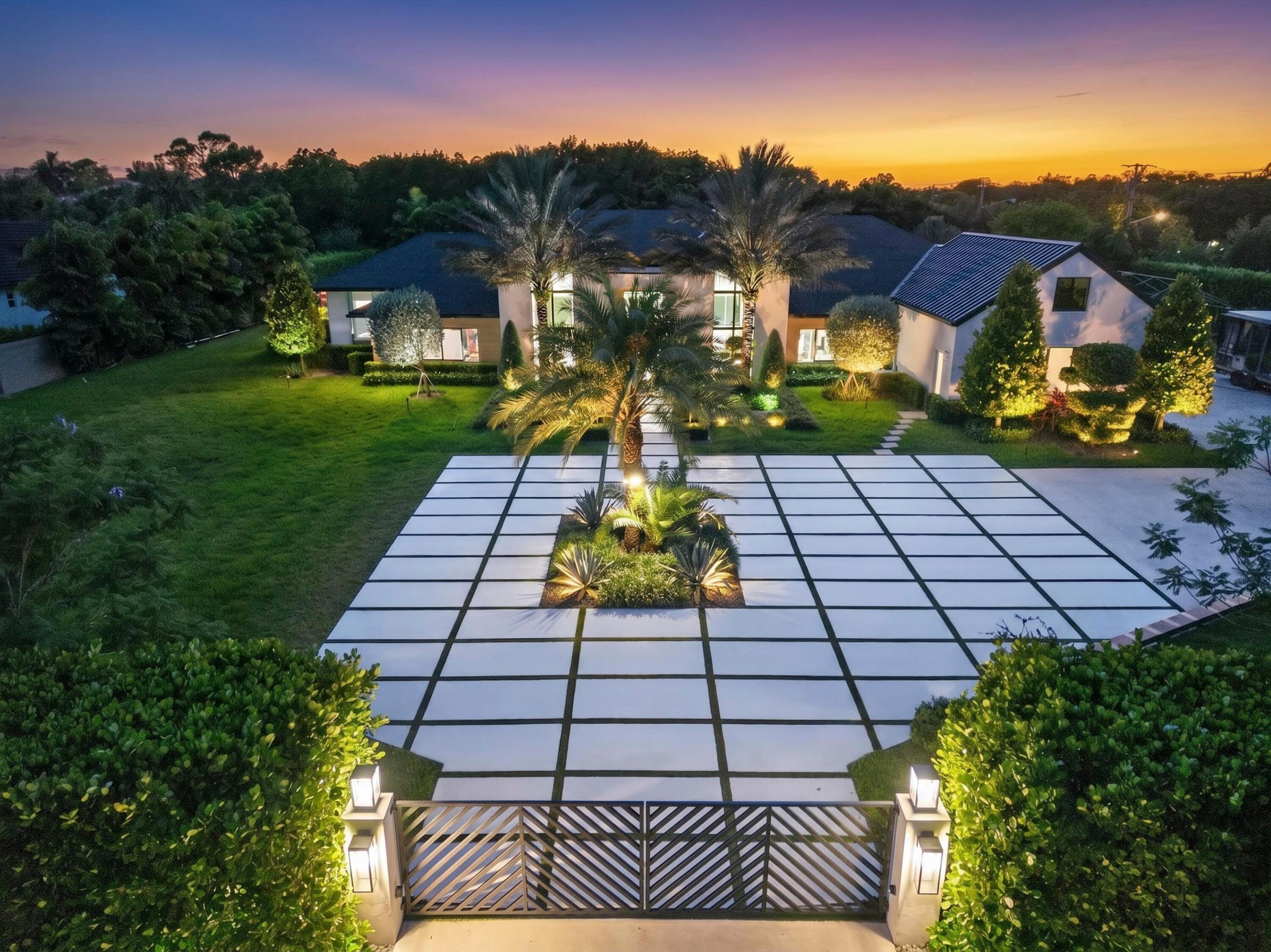 PINETREE - Residential