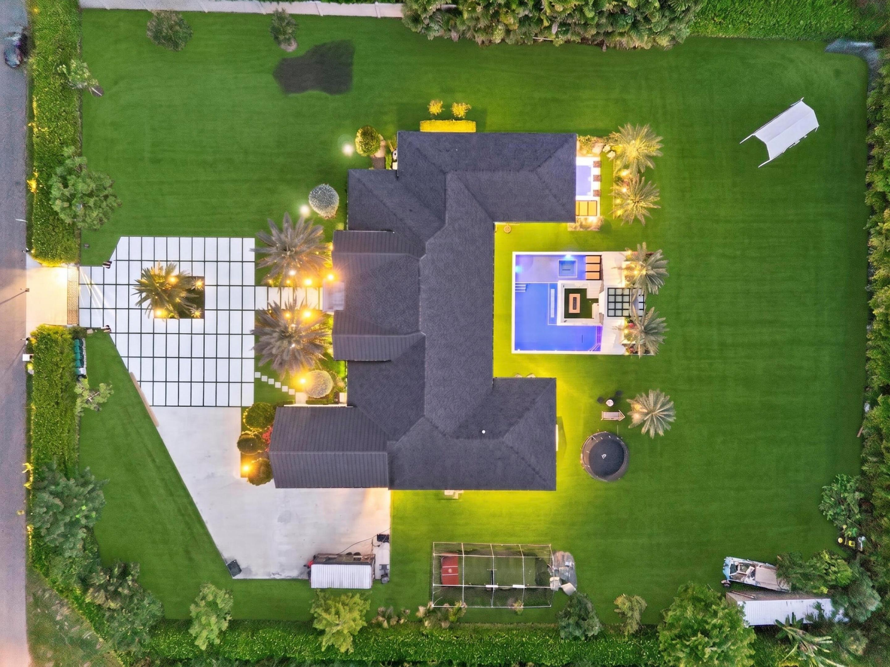 PINETREE - Residential