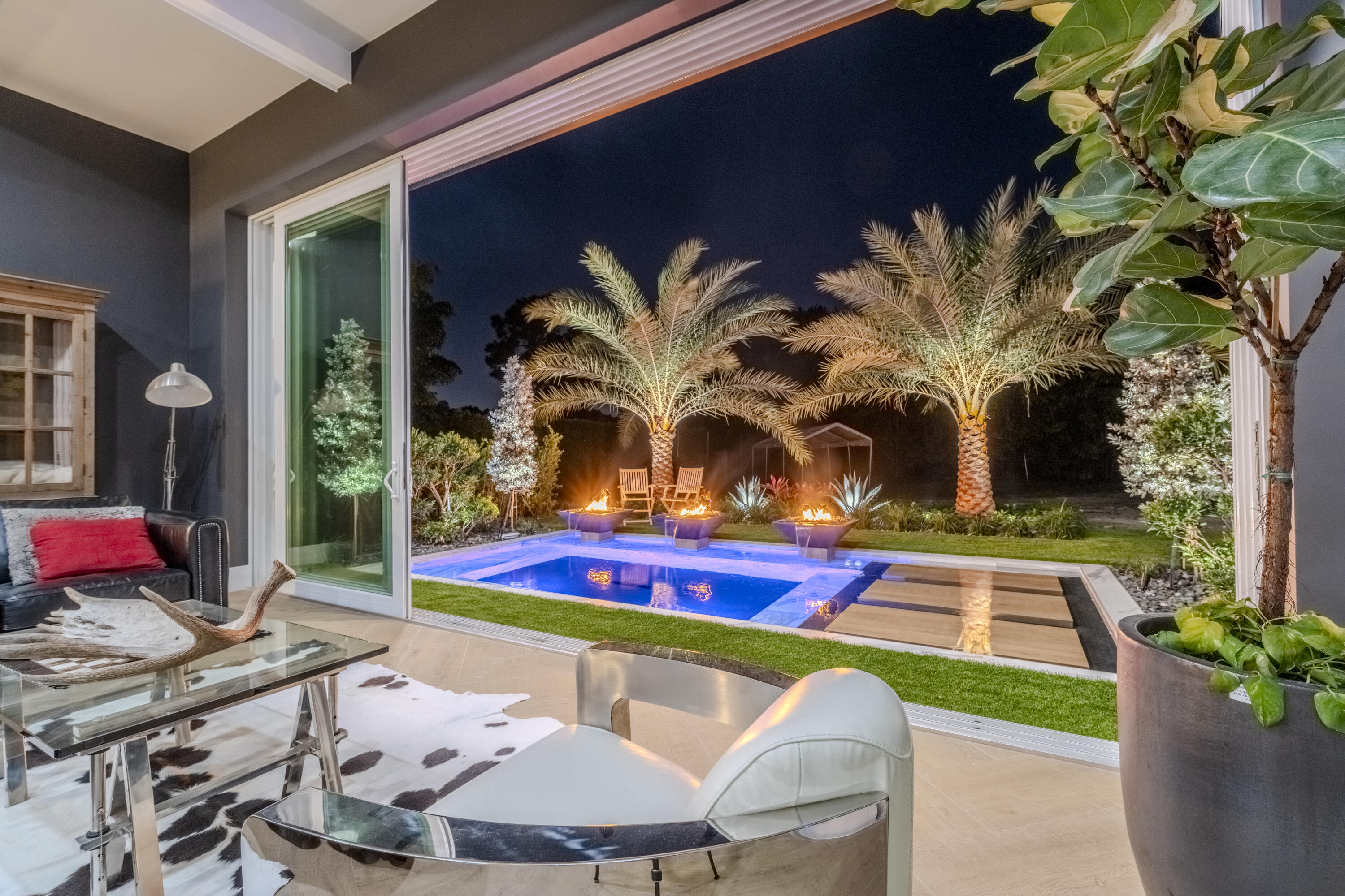 PINETREE - Residential