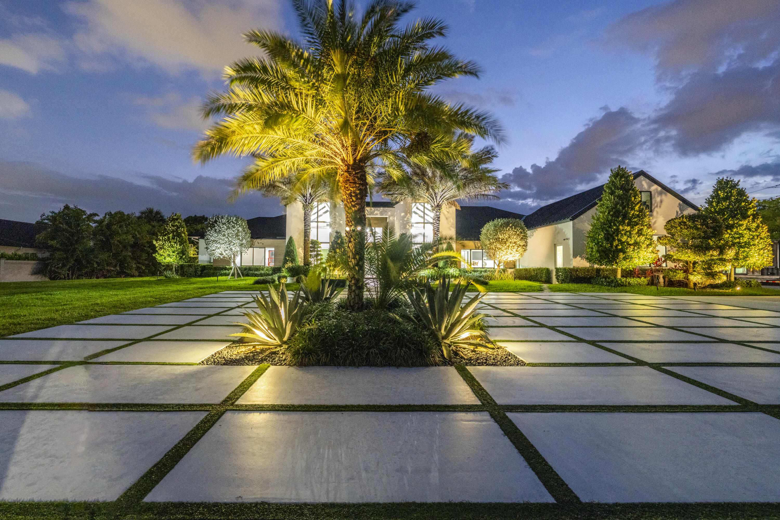 PINETREE - Residential