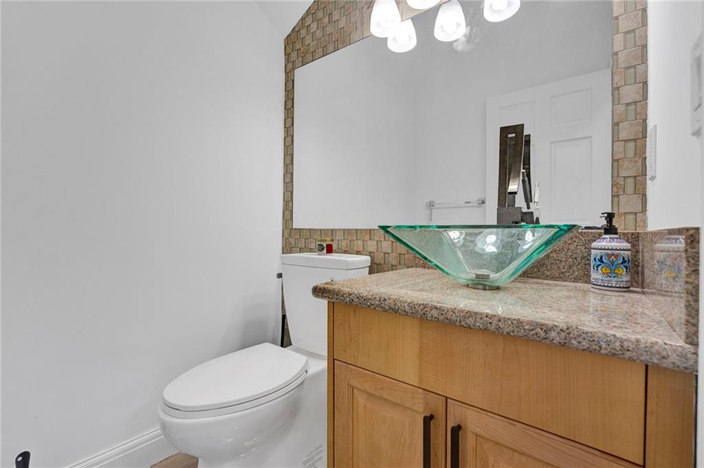 LAKE CHARLESTON - Residential