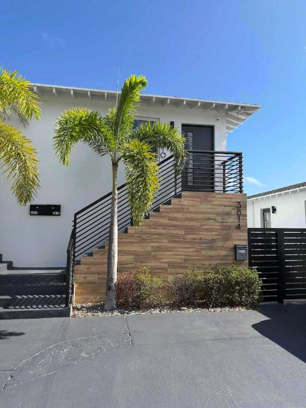 Photo of 3814 S Olive Avenue, West Palm Beach, FL 33405 (MLS # R11157936)