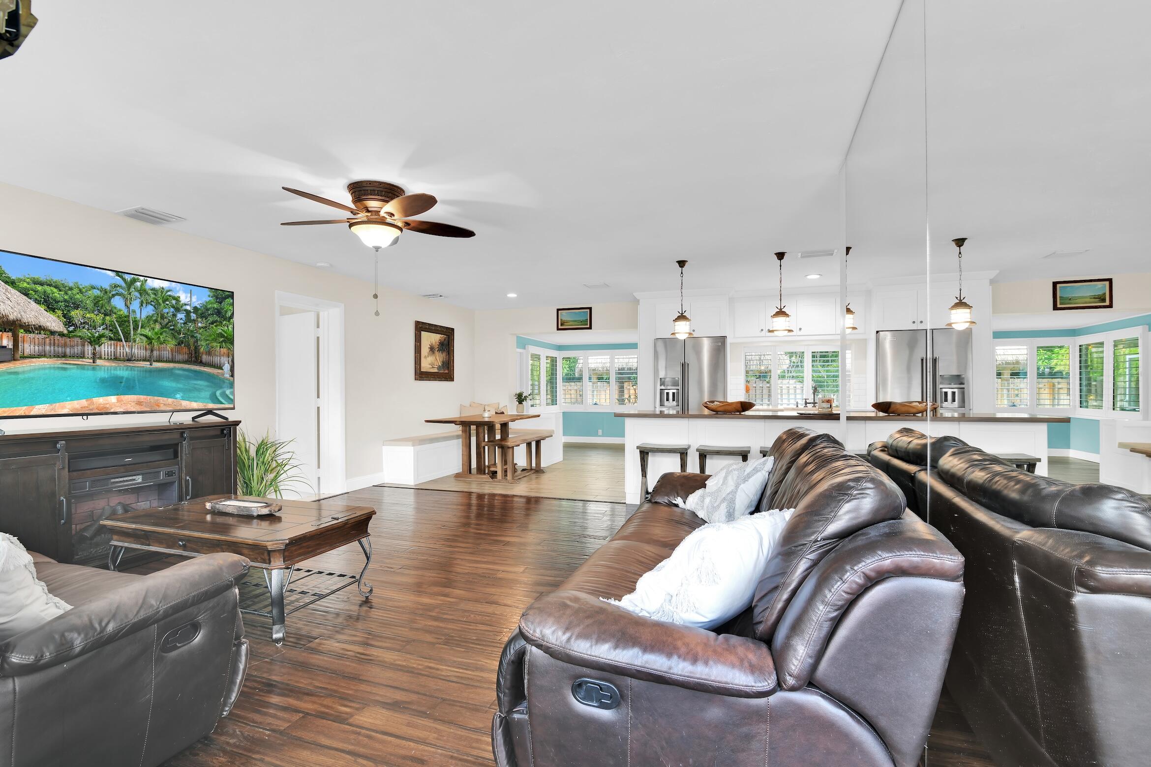 1017 SE 7TH Street