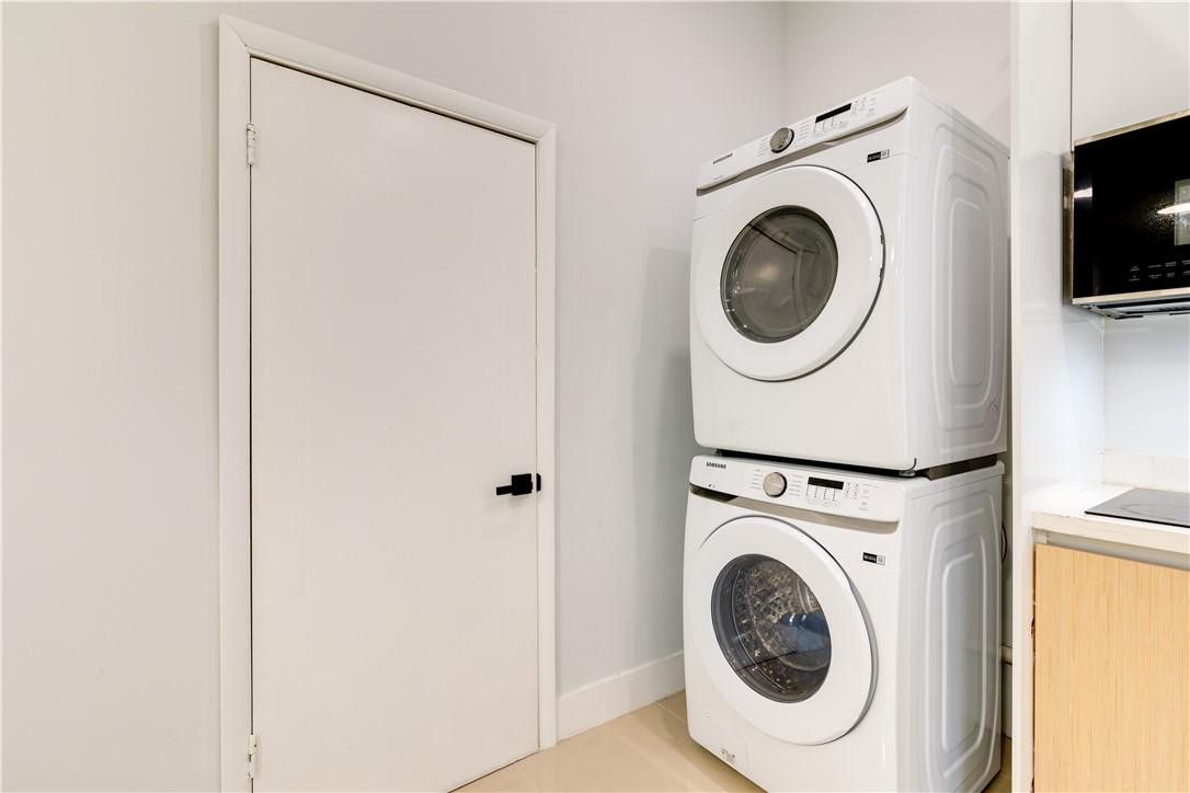 Hollywood Little Ranches - Residential Lease