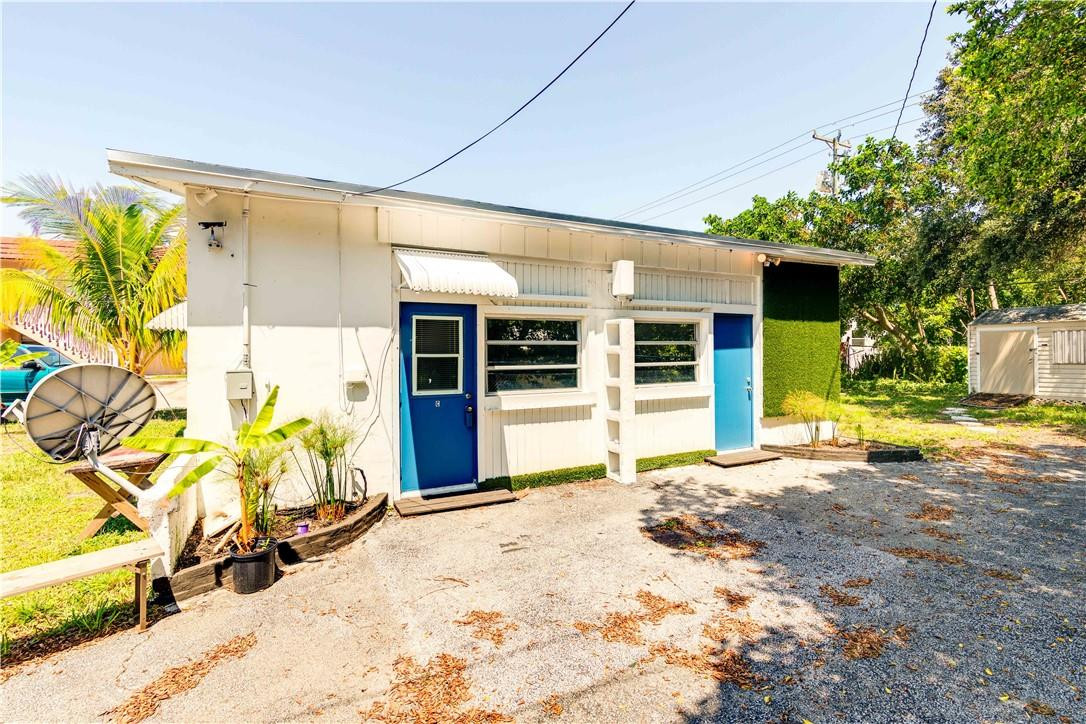 Hollywood Little Ranches - Residential Lease