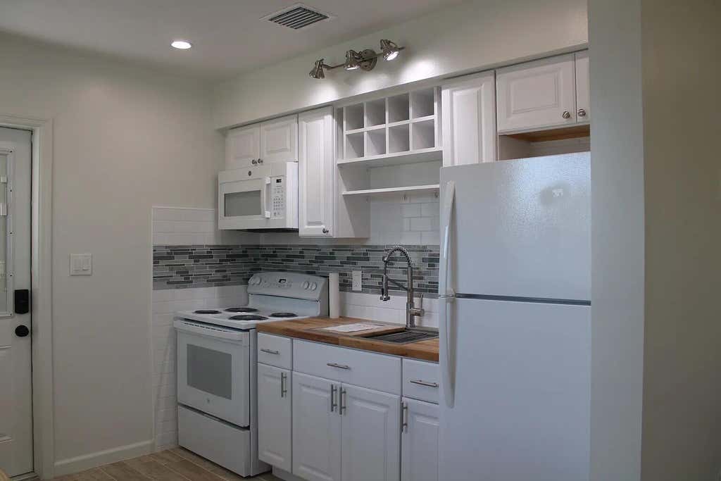 Photo of 47 SE 12TH Street, Dania Beach, FL 33004 (MLS # B26068187)