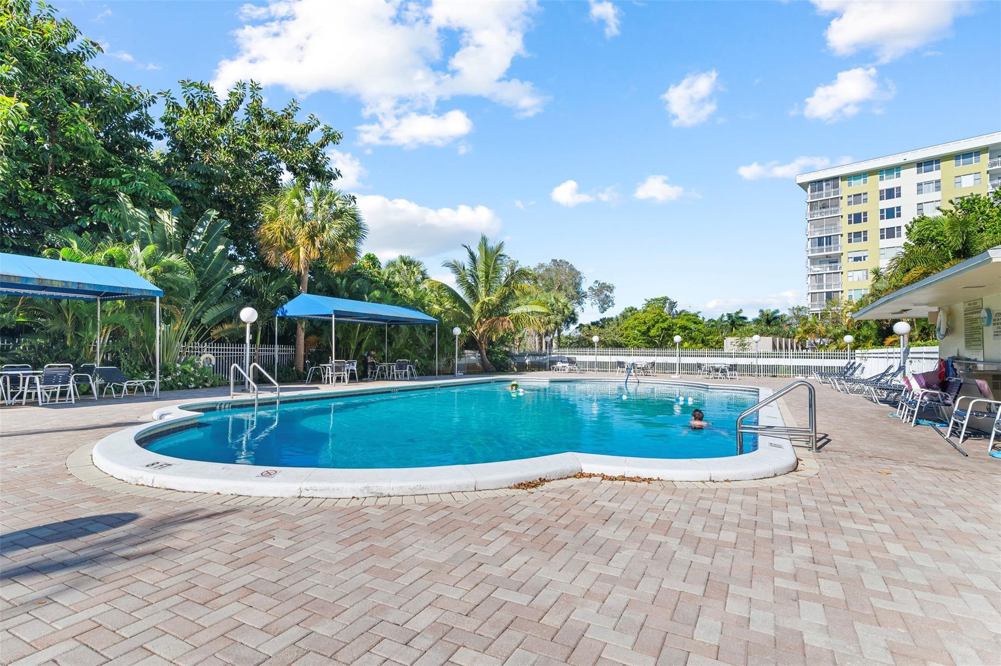 HILLCREST EAST NO 22 COND - Residential