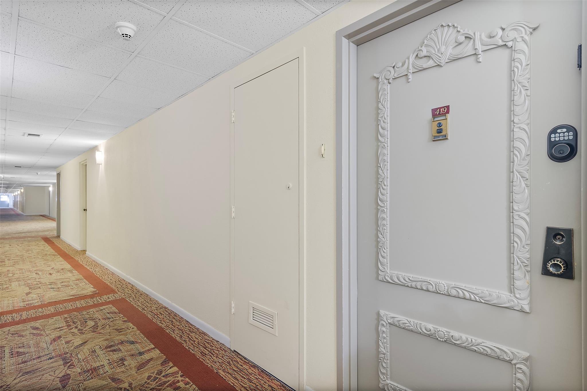 HILLCREST EAST NO 22 COND - Residential