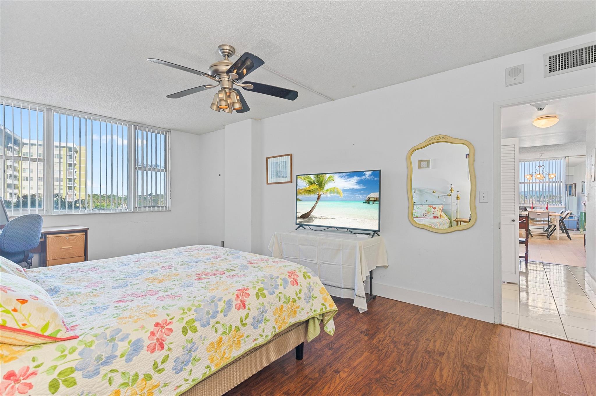 HILLCREST EAST NO 22 COND - Residential