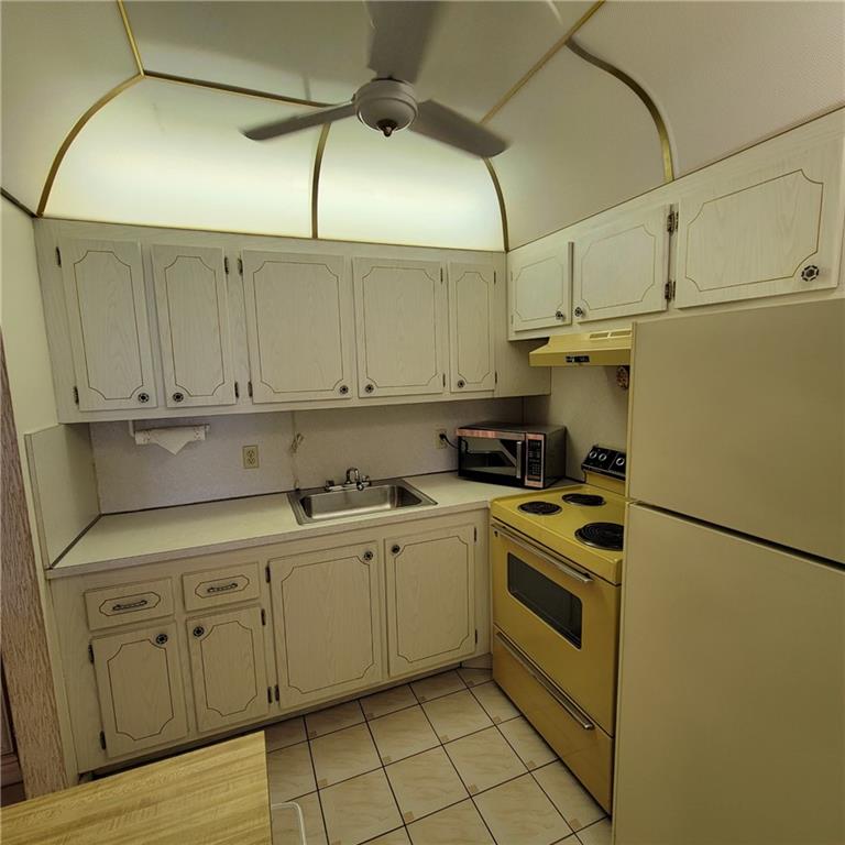 Century Village East - Residential