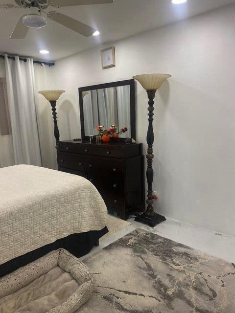 GOLDEN LAKES VILLAGE CONDO 12-C - Residential