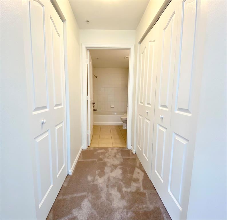 PINEAPPLE GROVE VILLAGE C - Residential Lease