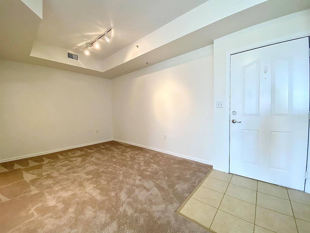 PINEAPPLE GROVE VILLAGE C - Residential Lease