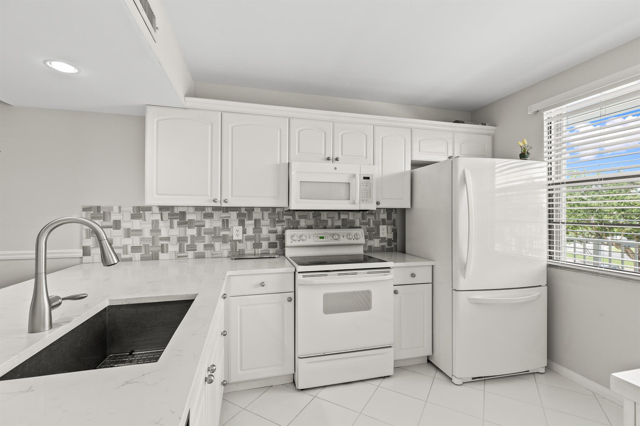 Whitehall Condo at Camino Real - Residential