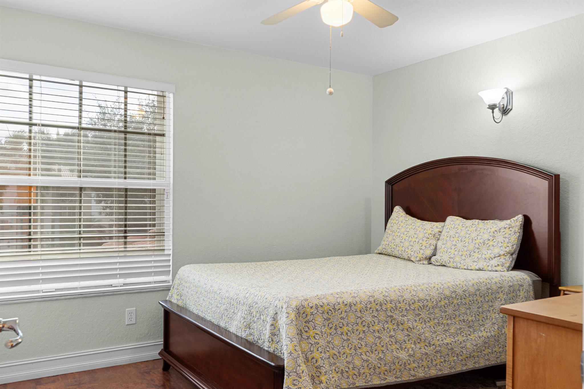 CANYON ISLES PL 1 - Residential Lease