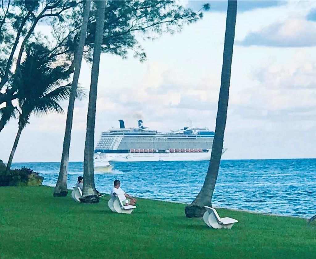 Photo of 2620 SE 21st St, Fort Lauderdale, FL 33316 (MLS # F10536711)