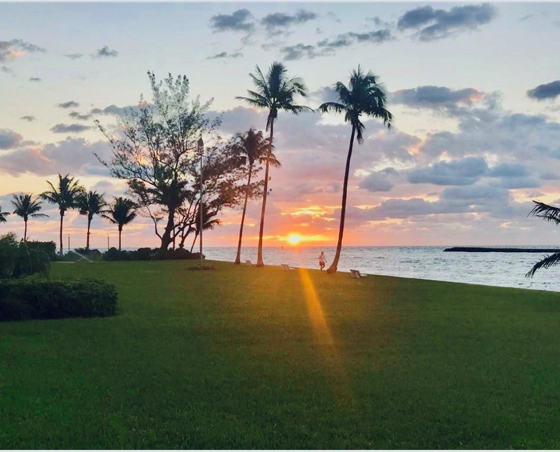 BREAKWATER - Residential