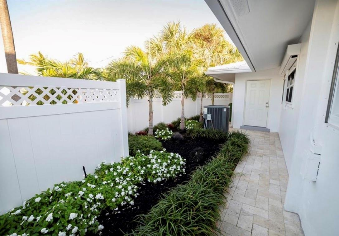 BREAKWATER - Residential