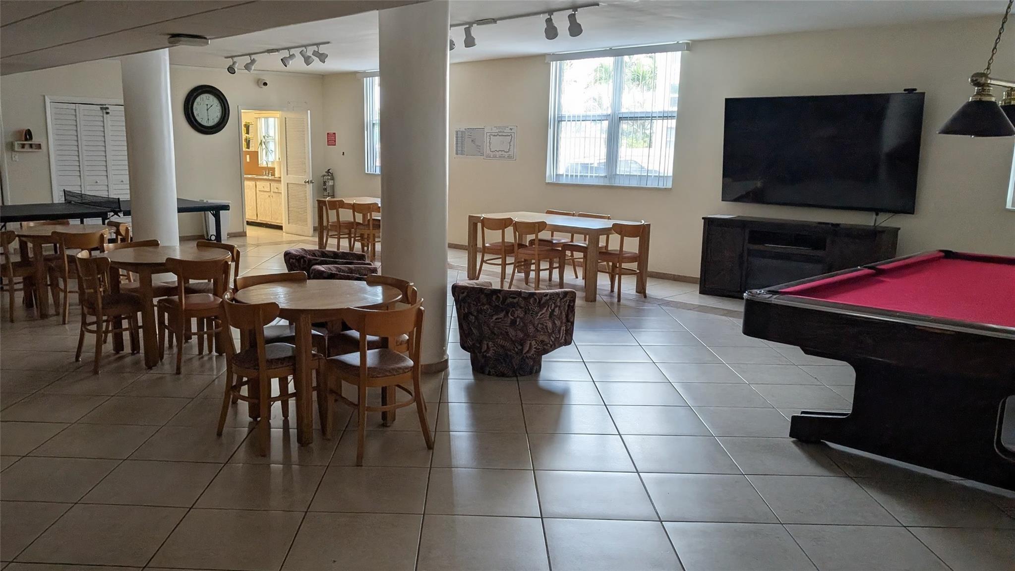 Oxford Towers - Residential