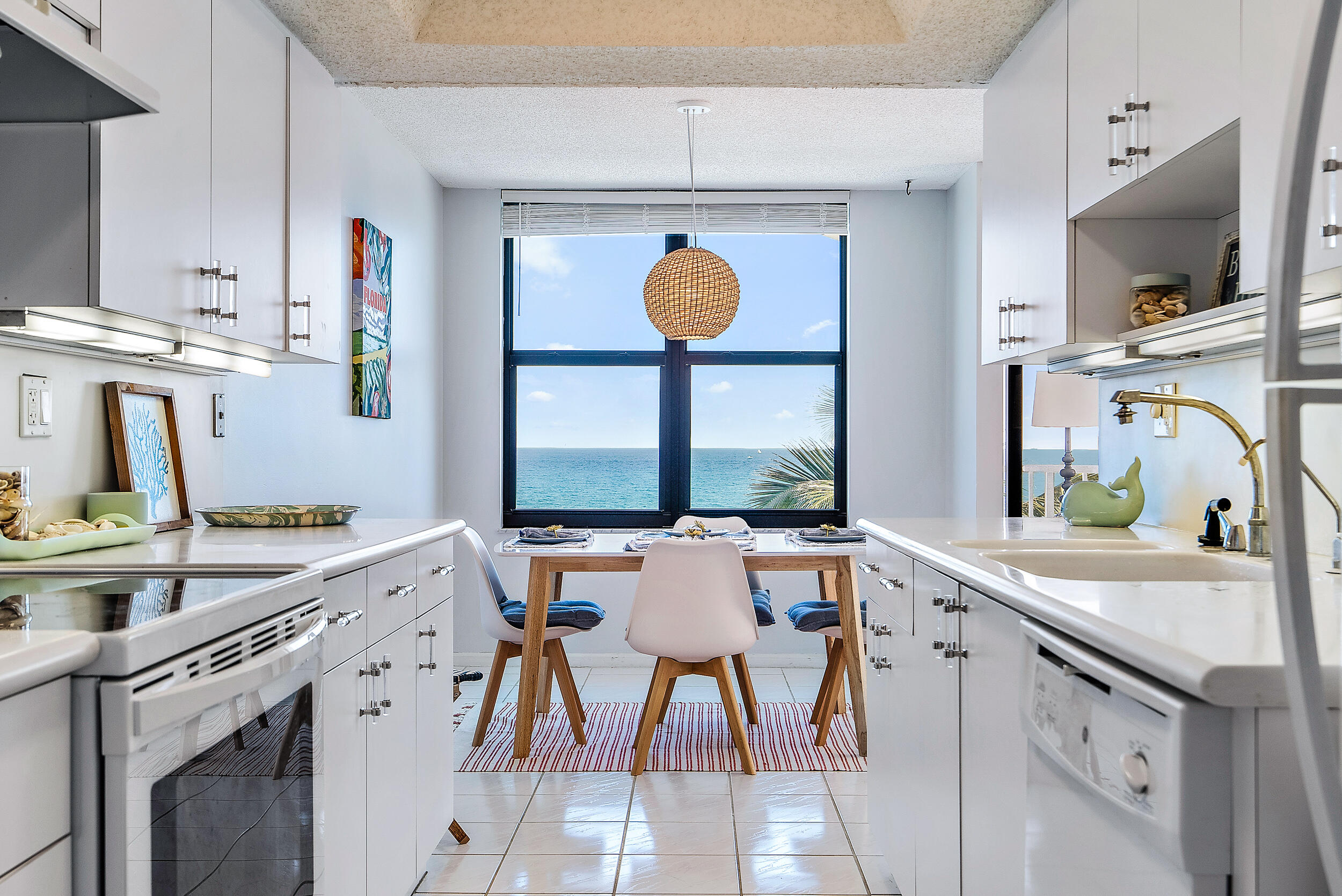 DUNES TOWERS CONDO - Residential Lease