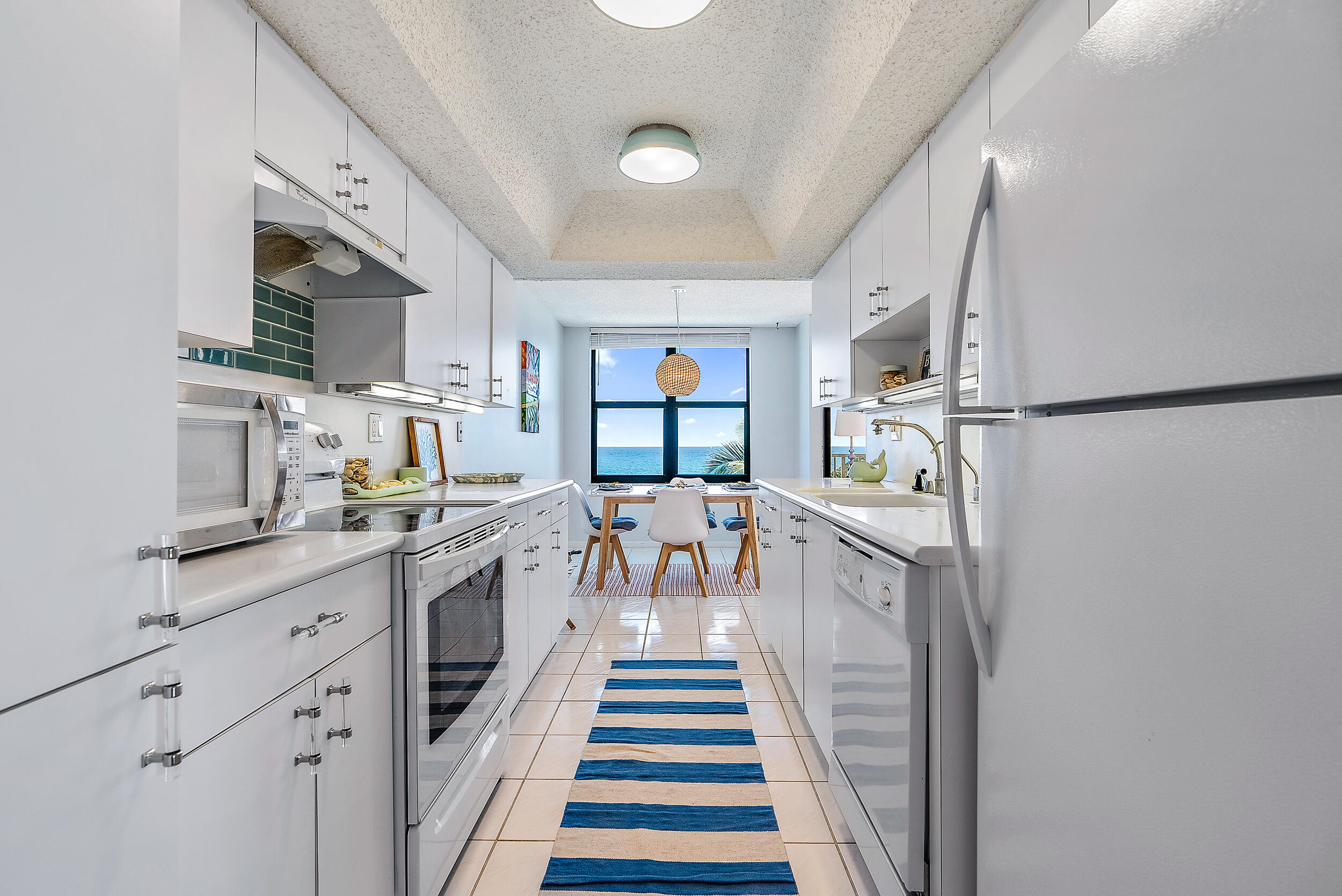 DUNES TOWERS CONDO - Residential Lease