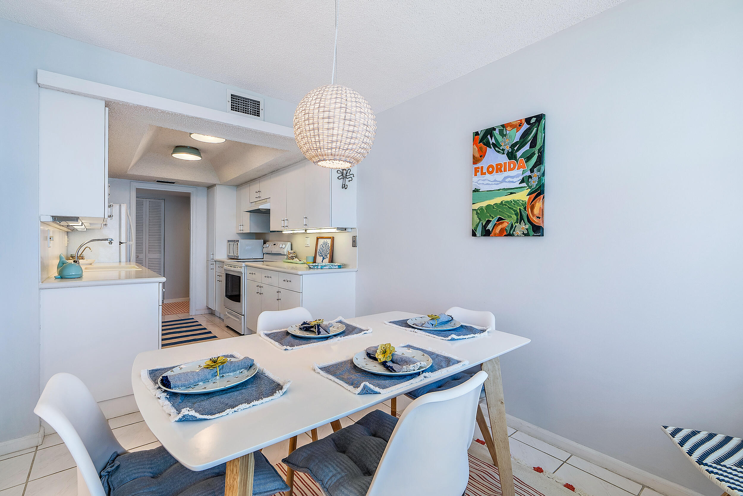 DUNES TOWERS CONDO - Residential Lease