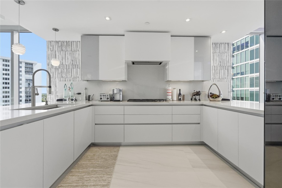 AUBERGE BEACH - Residential