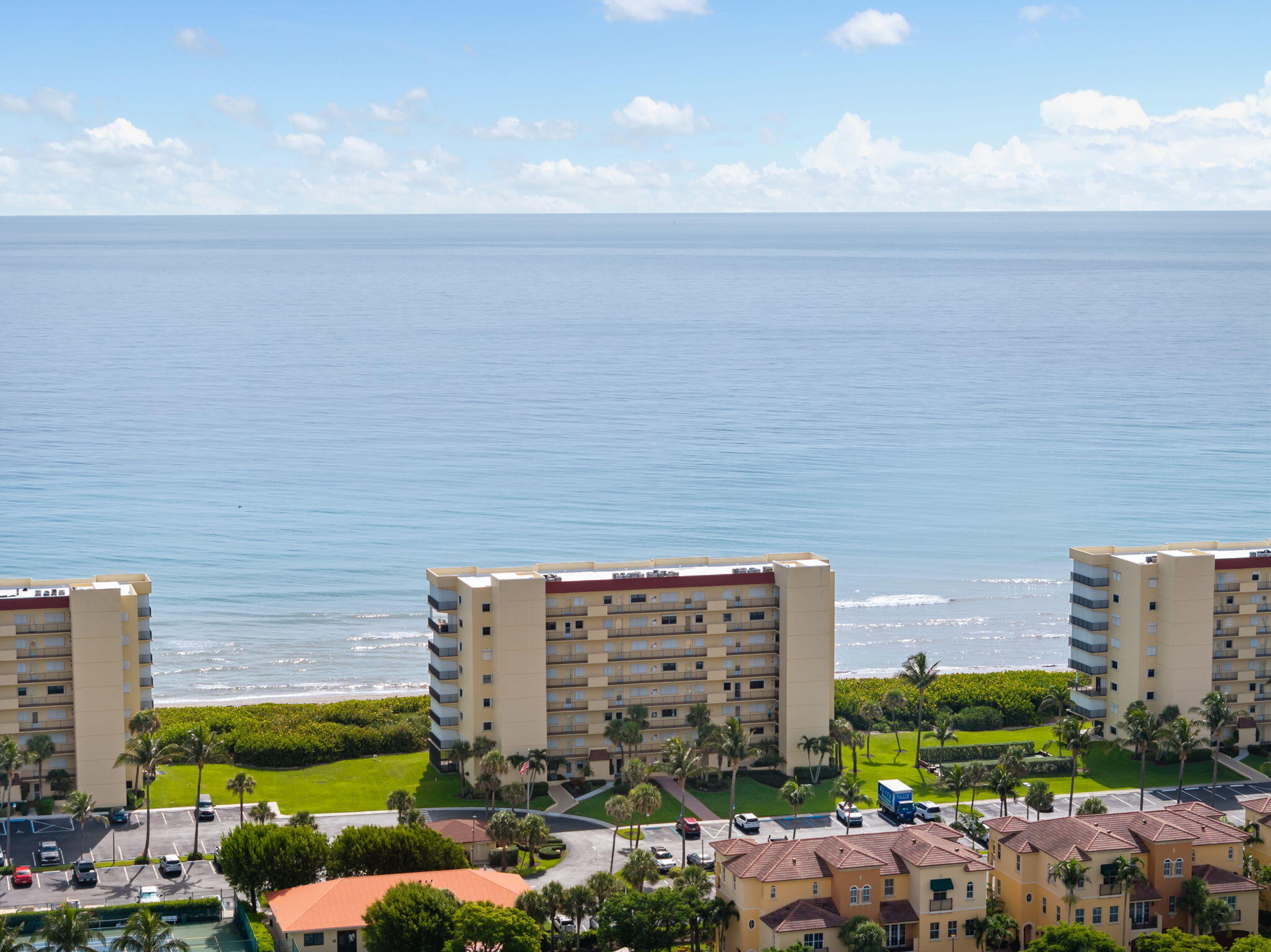 SAND DOLLAR VILLAS CONDOMINIUM C - Residential