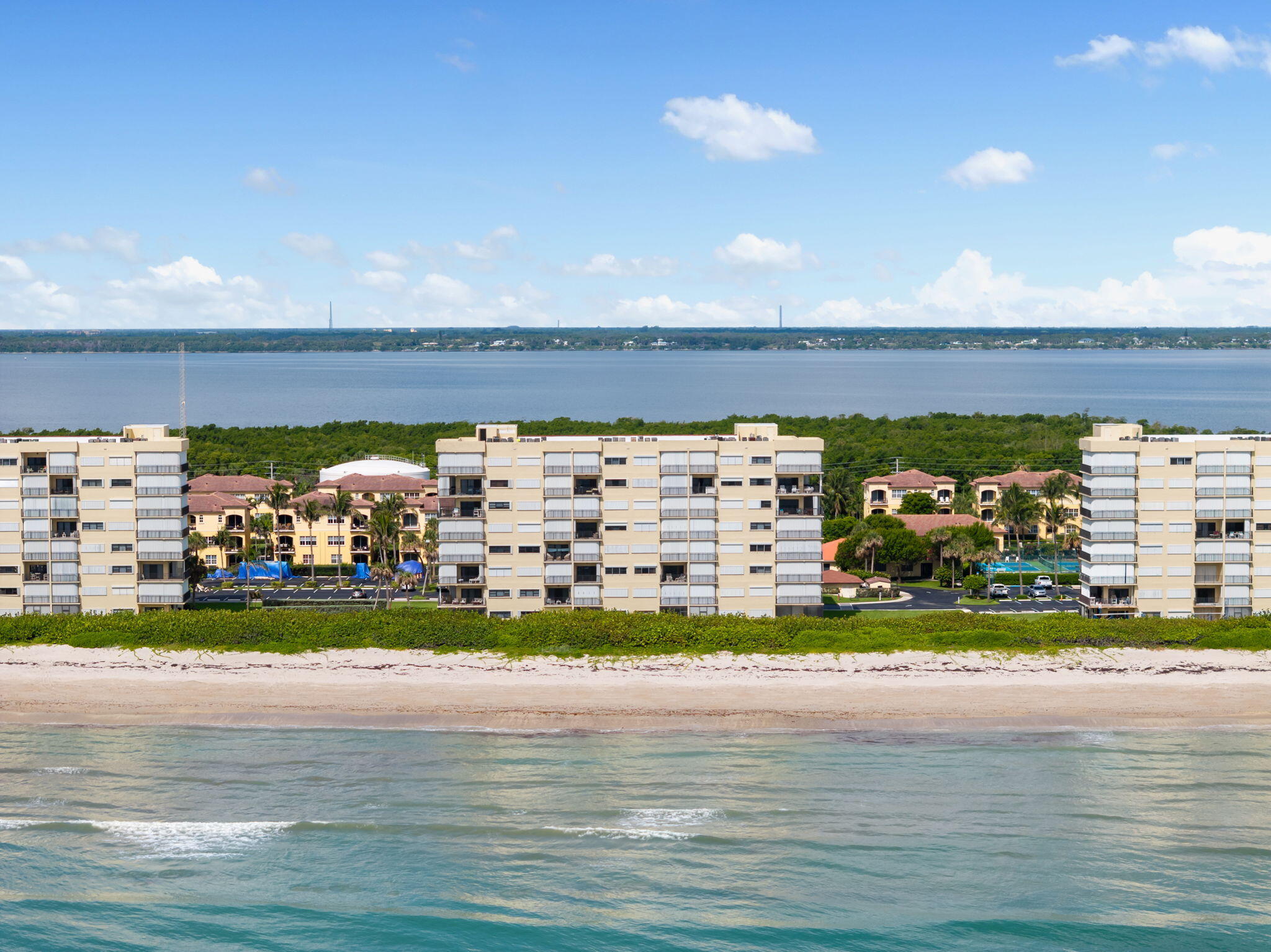 SAND DOLLAR VILLAS CONDOMINIUM C - Residential