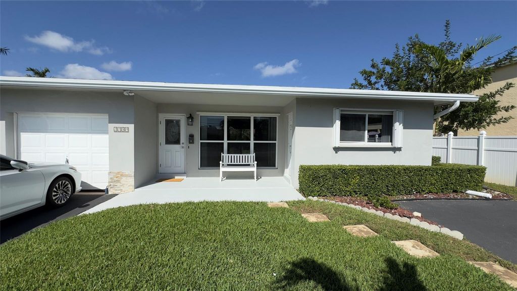 Photo of 2759 NE 32nd Street, Fort Lauderdale, FL 33306 (MLS # F10485576)