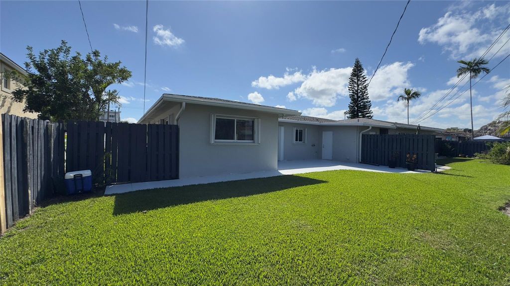 Photo of 2759 NE 32nd Street, Fort Lauderdale, FL 33306 (MLS # F10485576)