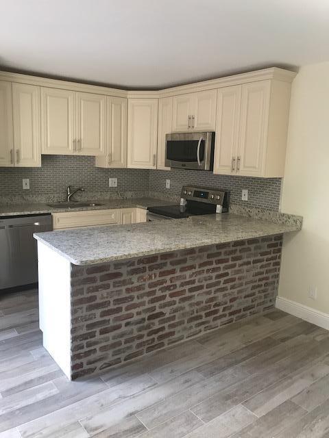 WATERFORD COURTYARDS ADD - Residential