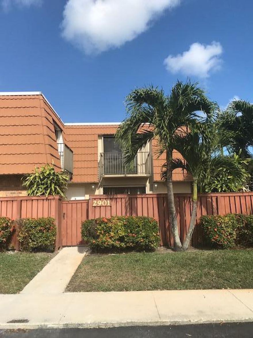 Brand new kitchen,floor,bathrooms,totally renovated very well located townhome.