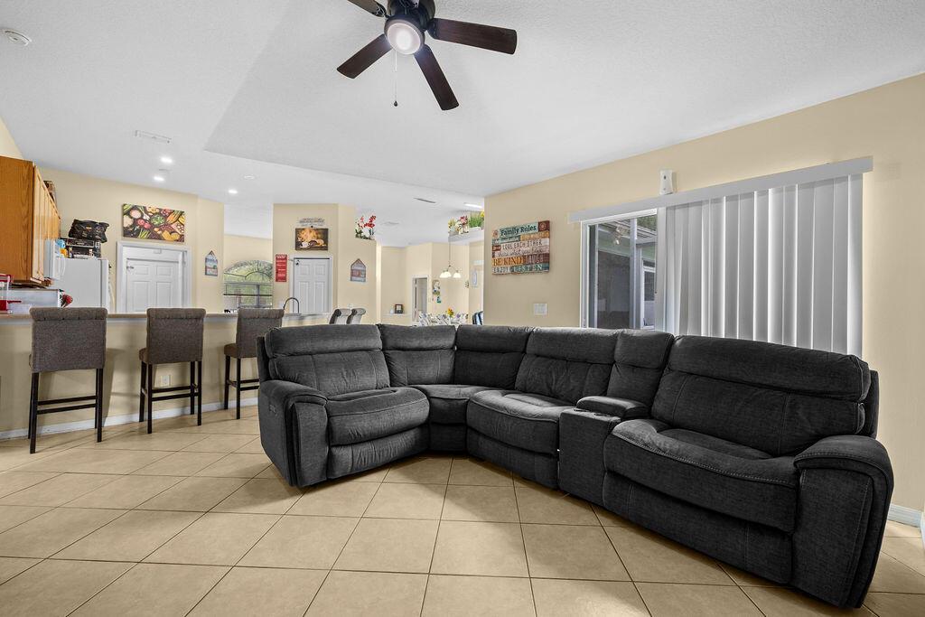 PORT ST LUCIE SECTION - Residential