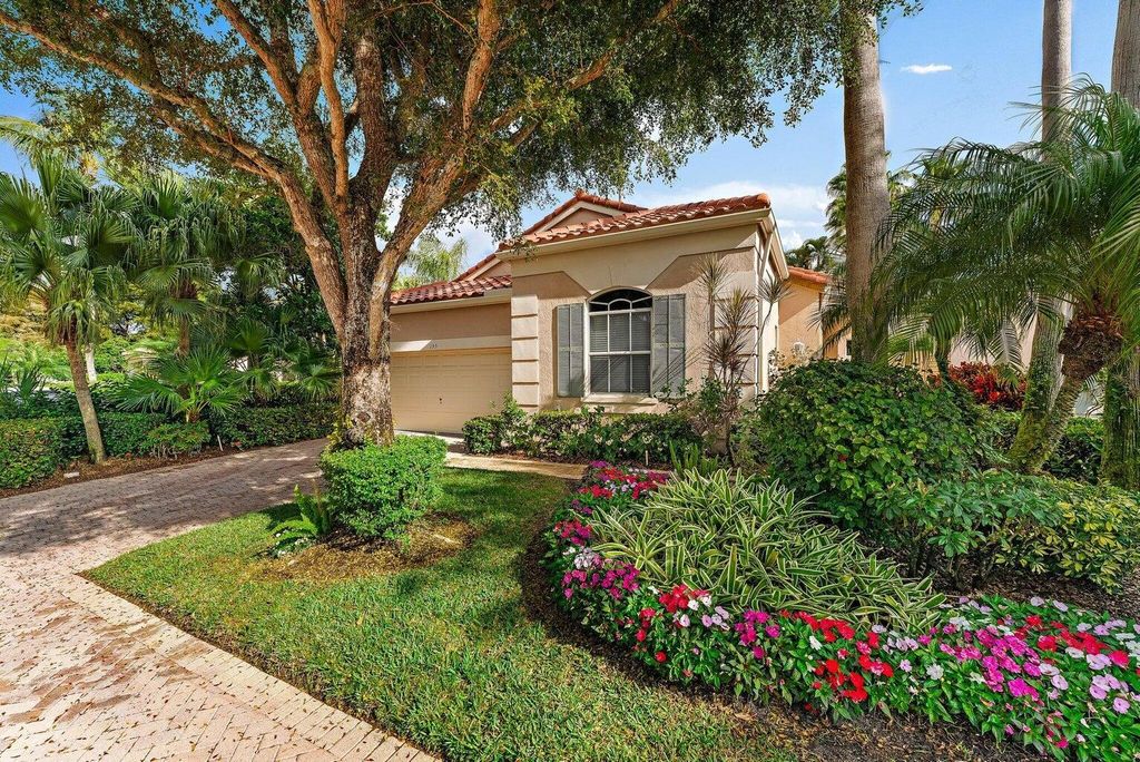 Photo of 155 Sunset Bay Dr, Palm Beach Gardens, FL 33418 (MLS # R11123058)