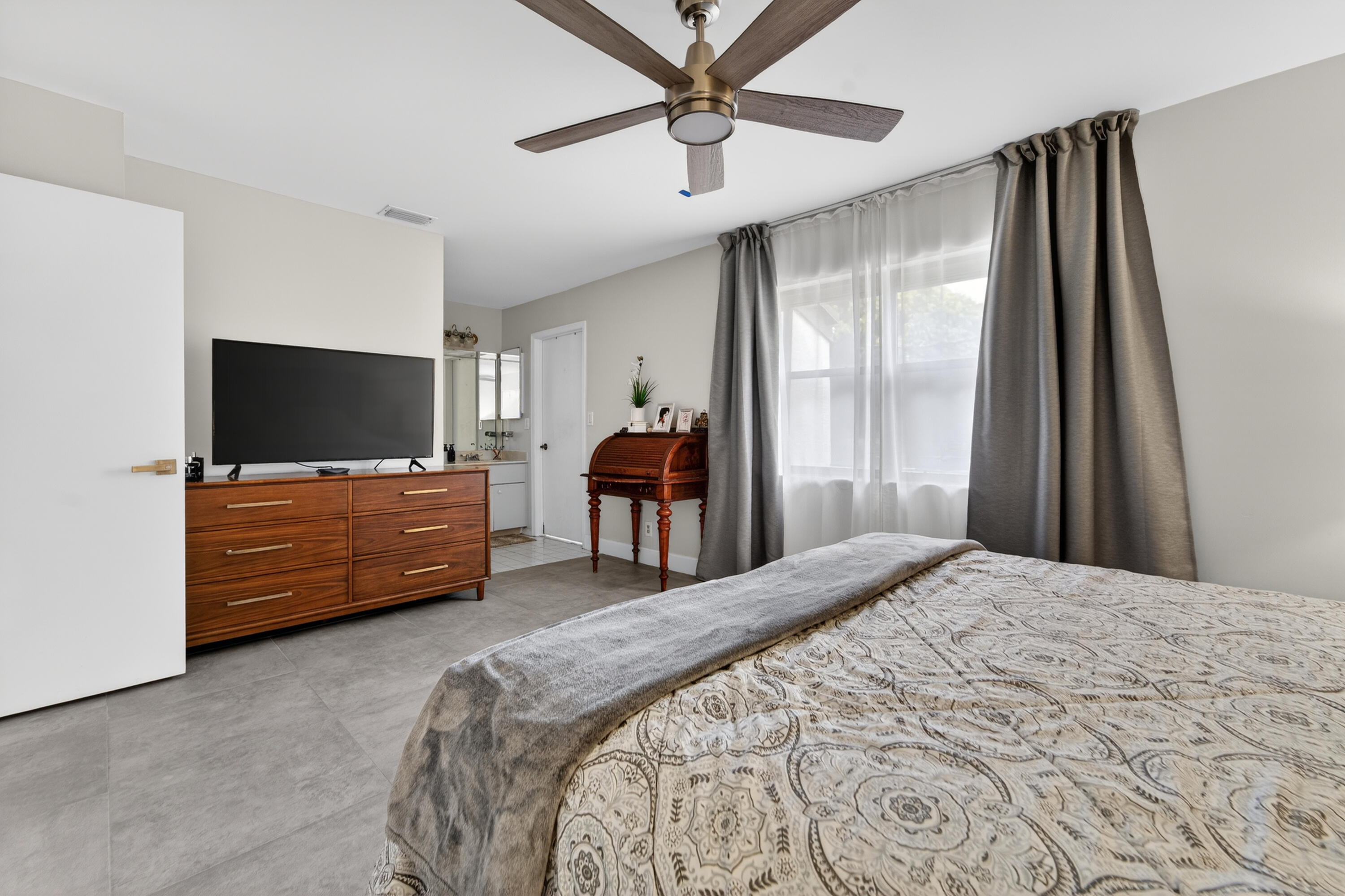 ELYSIUM AT ARBORS - Residential