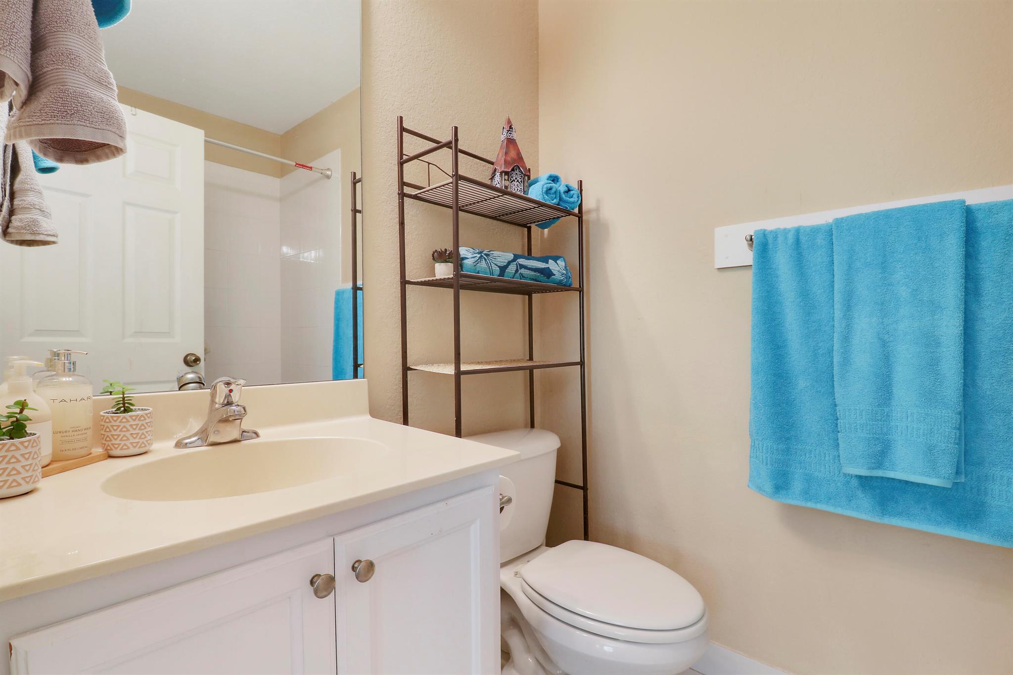 EAST LAKE VILLAGE NO 3 - Residential