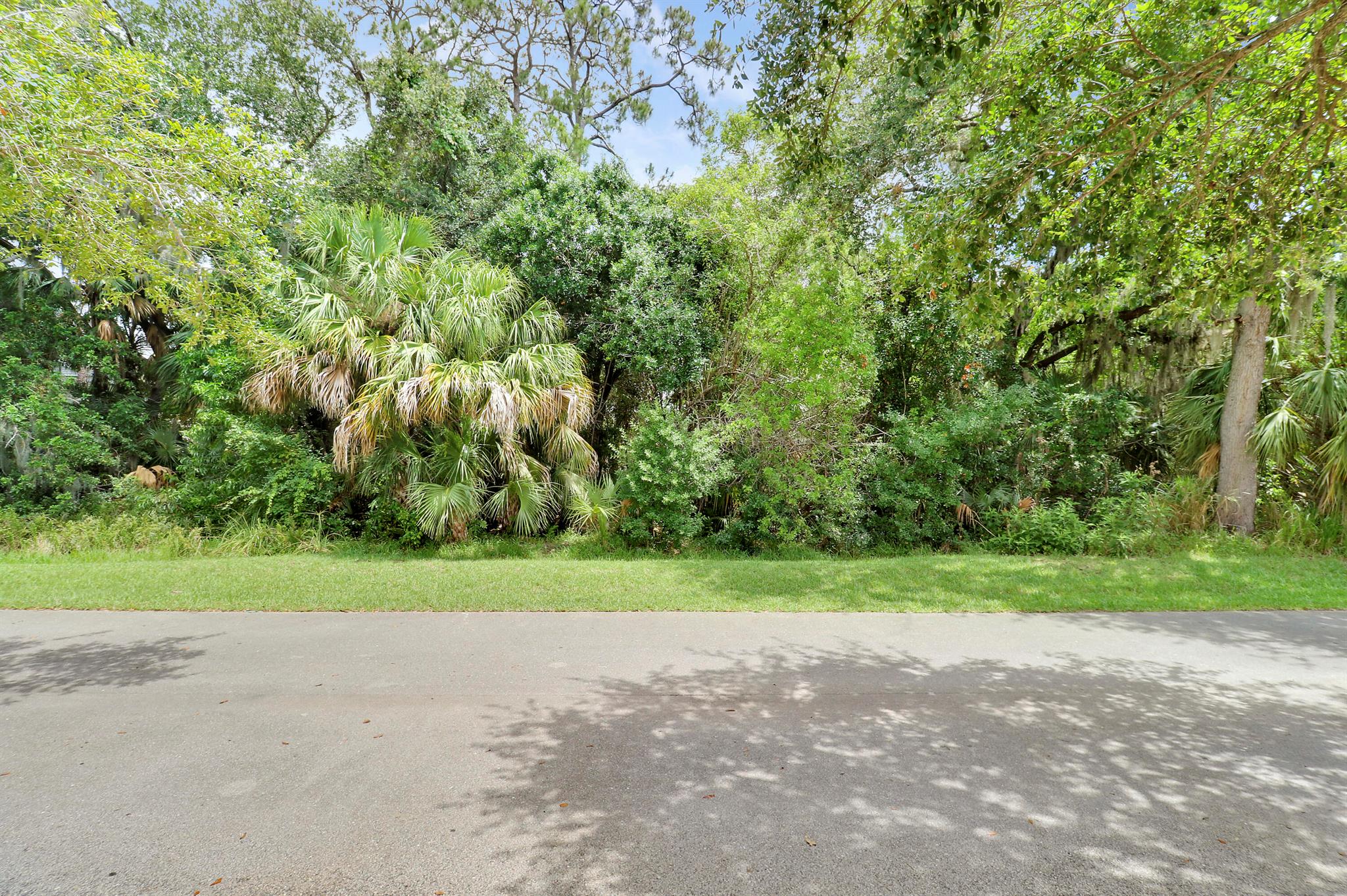 EAST LAKE VILLAGE NO 3 - Residential