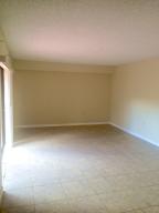 VILLAGE OF SANDALWOOD LAK - Residential Lease