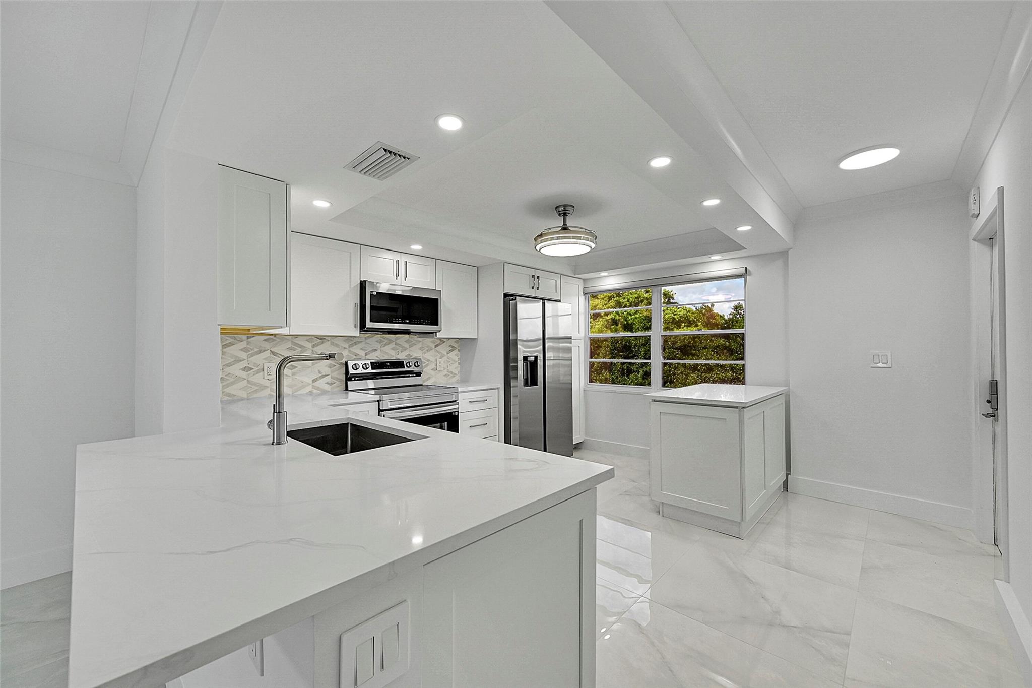 WYNMOOR VILLAGE - Residential