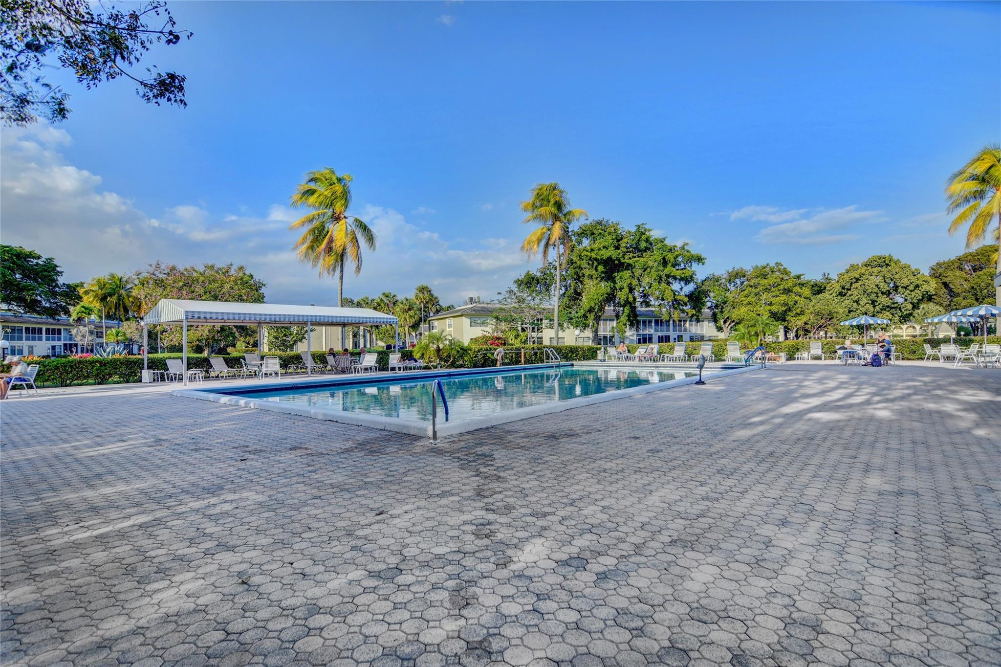 WYNMOOR VILLAGE - Residential