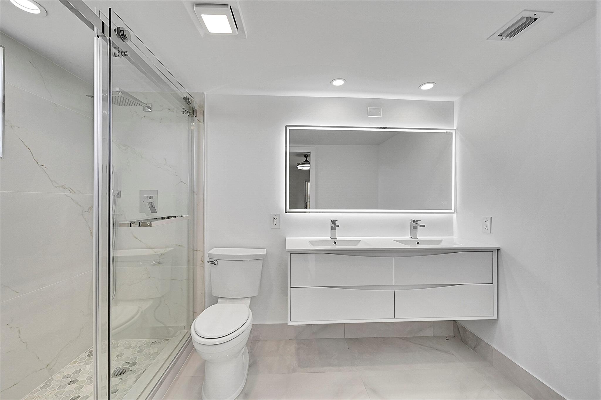 2901 Victoria Cir M4