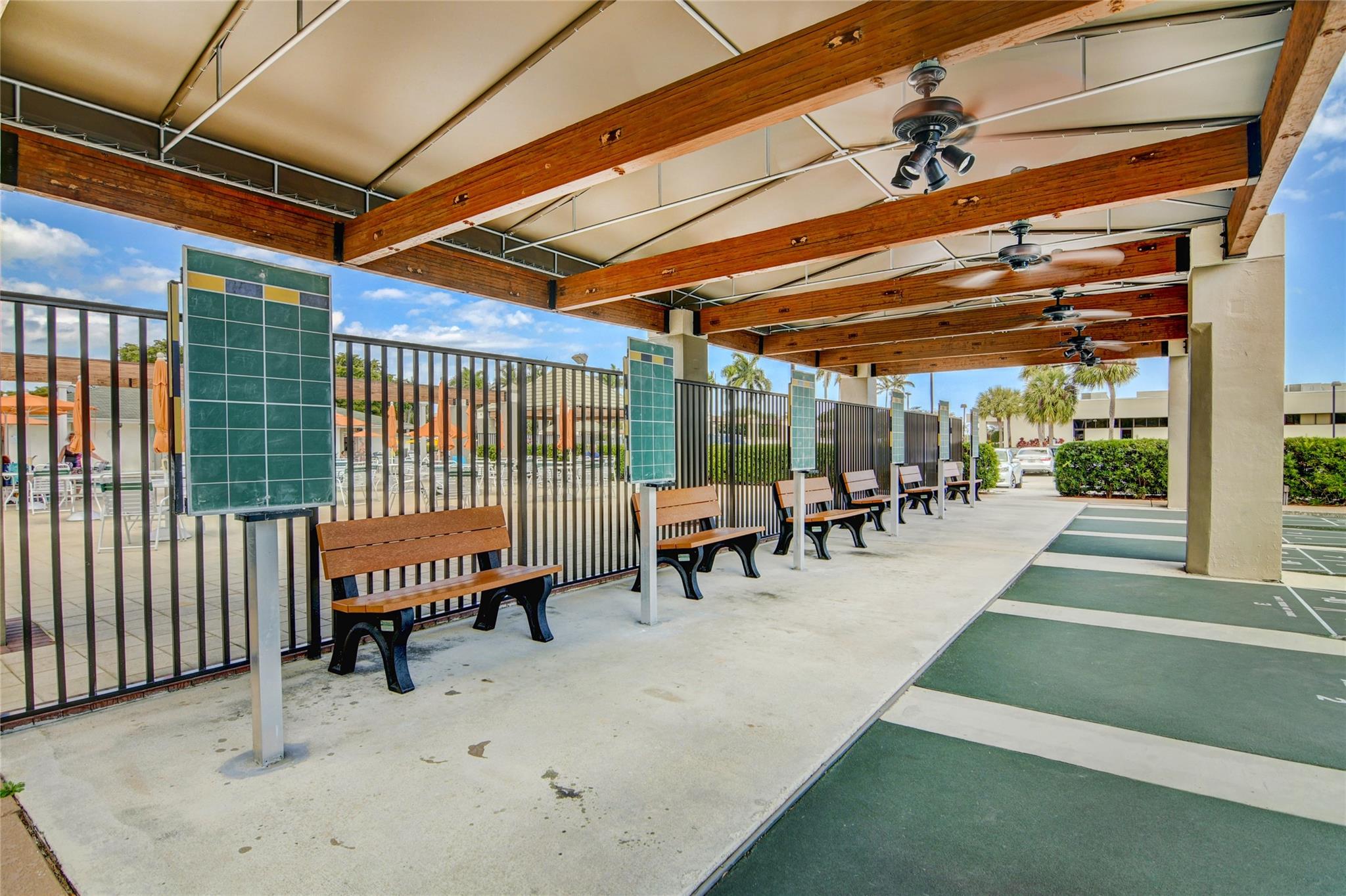 WYNMOOR VILLAGE - Residential